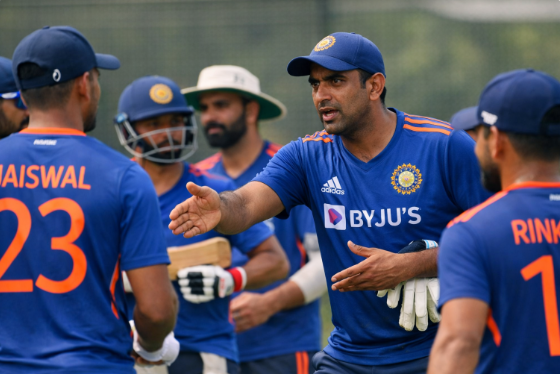 Ashwin supports Gambhir team unity