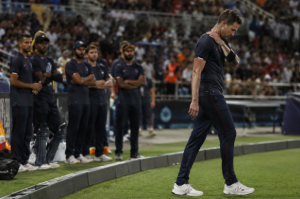 ast bowler leaves the field during an MLC match as injury news impacts betting markets.