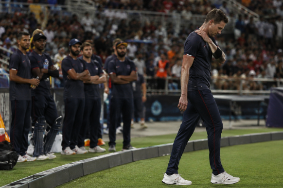 ast bowler leaves the field during an MLC match as injury news impacts betting markets.